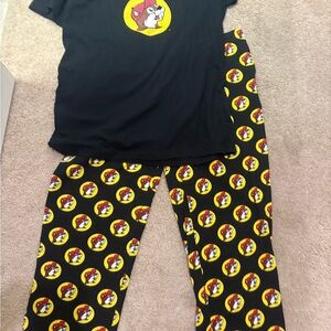 Black Buc-ees Pajama Set